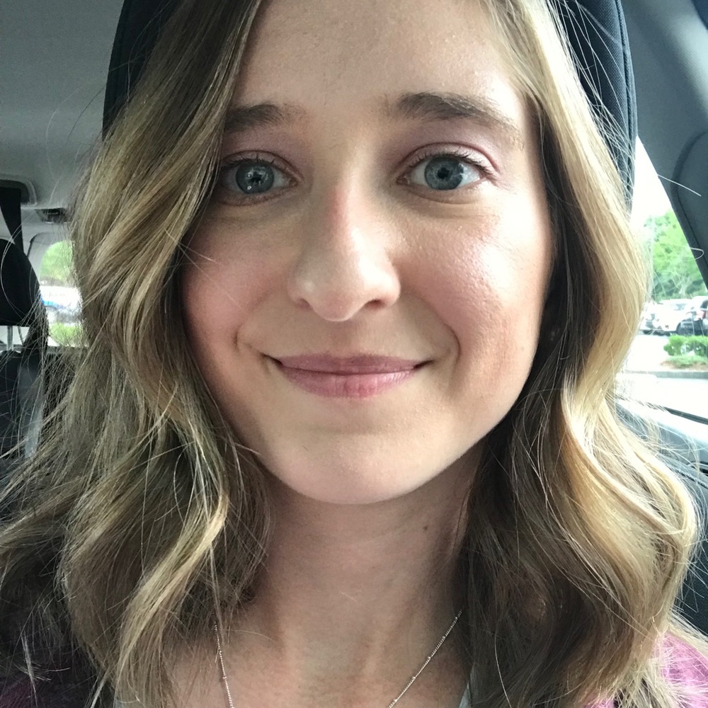 Meet your Posher, Abby